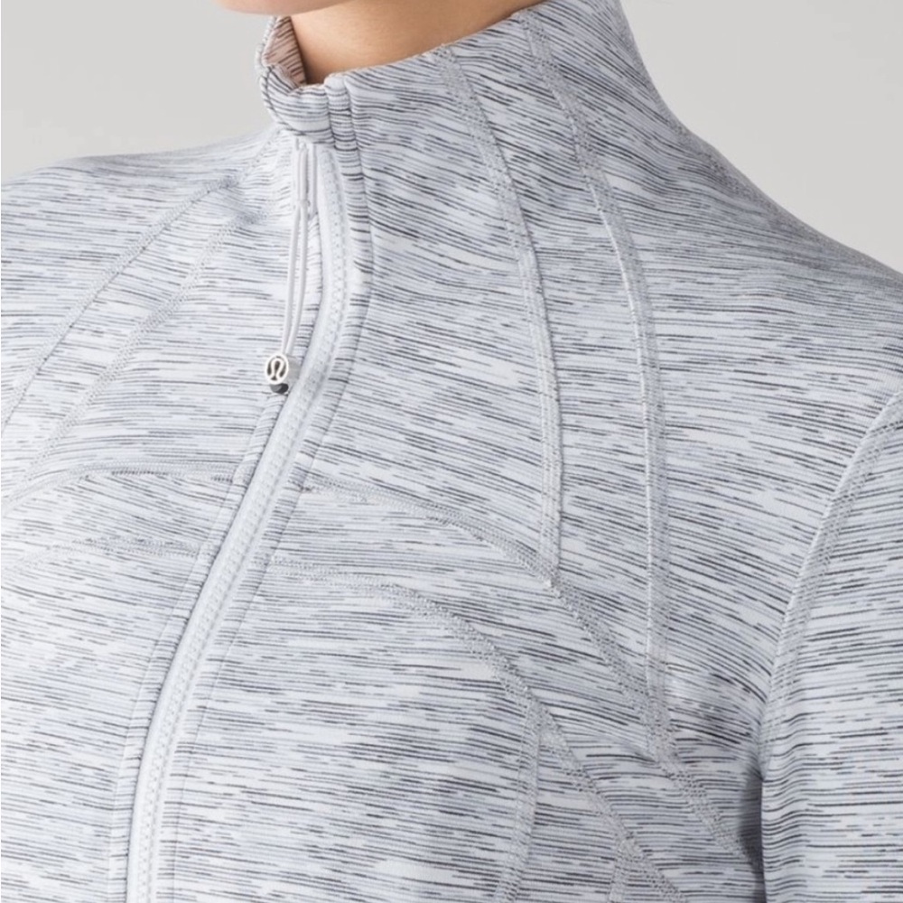 Lululemon Define Jacket - Picture 4 of 8